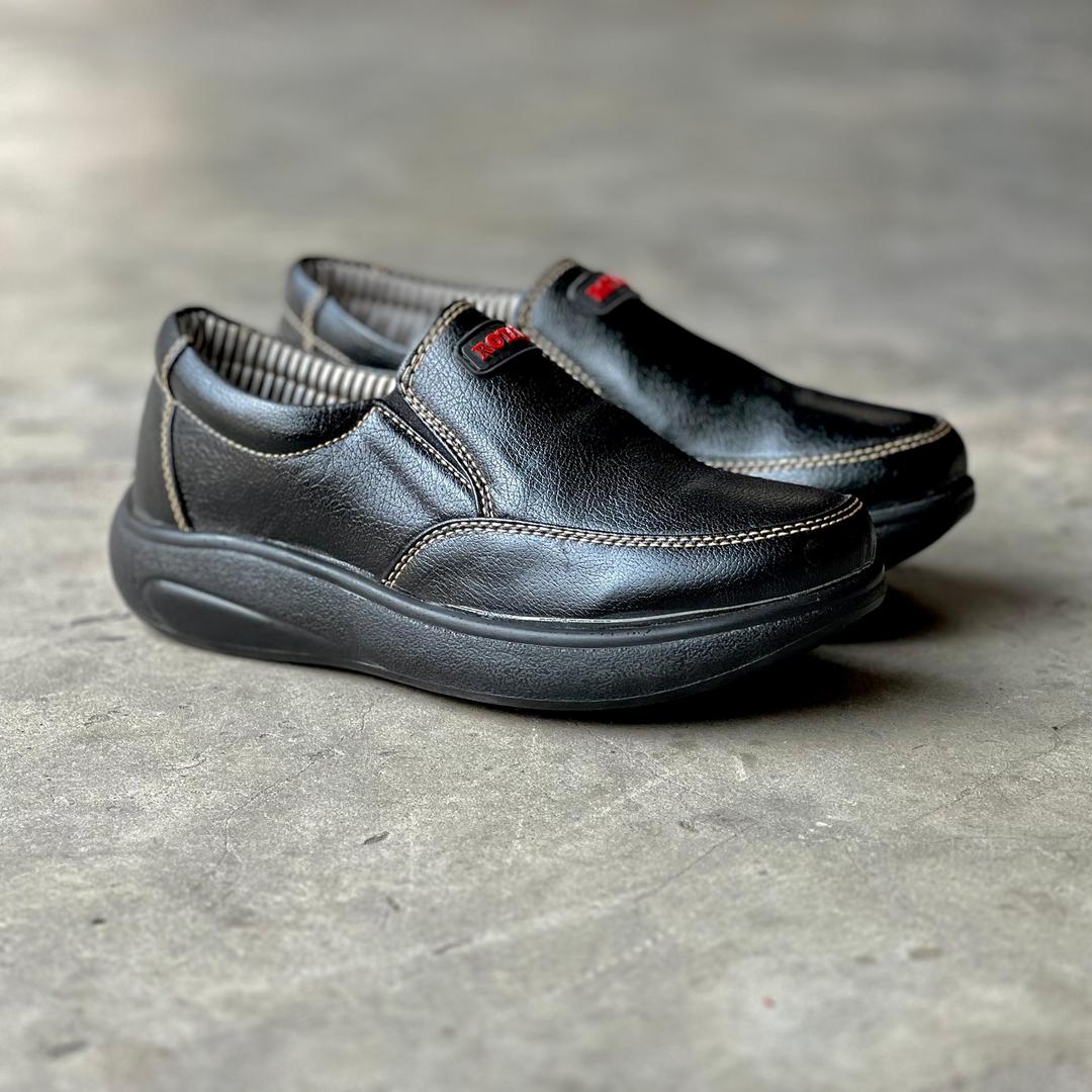 Men's leather Walking Skechers