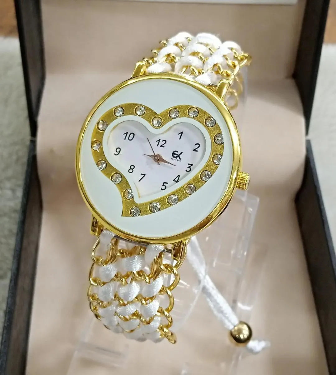 Women's Heart Shap Bracelet Watch
